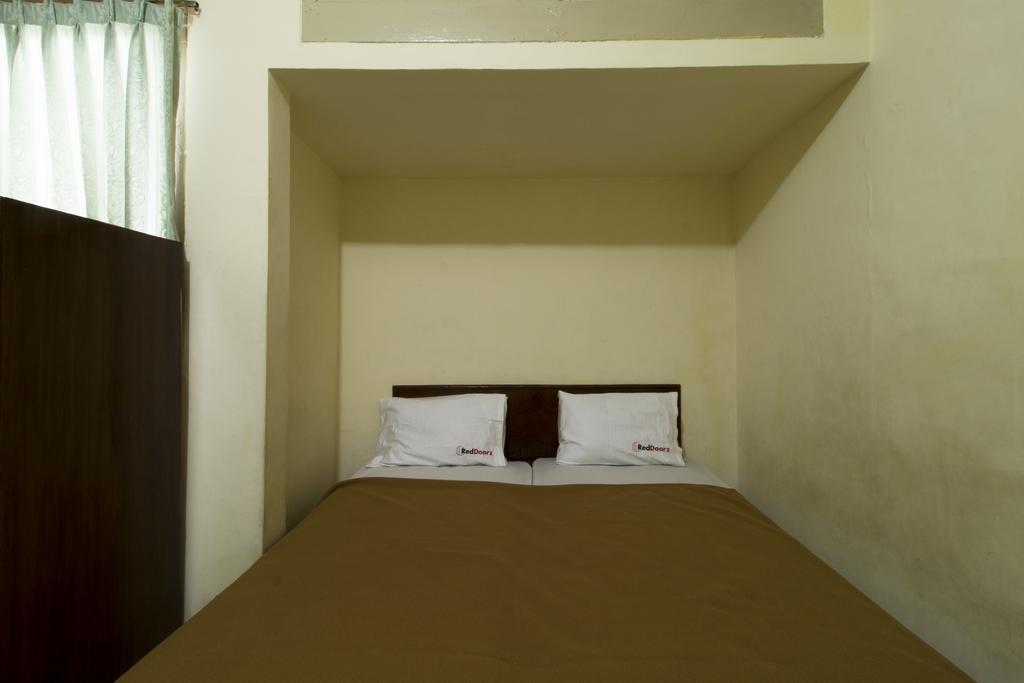 Reddoorz @ Klender Hotel Jakarta Eksteriør billede